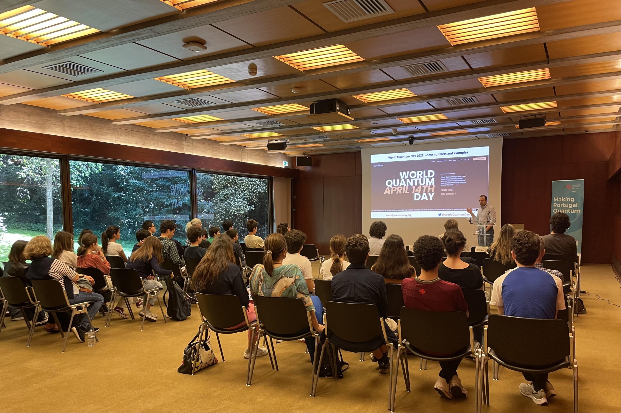1700 students from 6 countries participated in Quantum@School in Portuguese 2023 image
